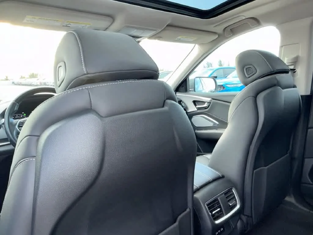 2025 Acura RDX w/Technology Package photo 23
