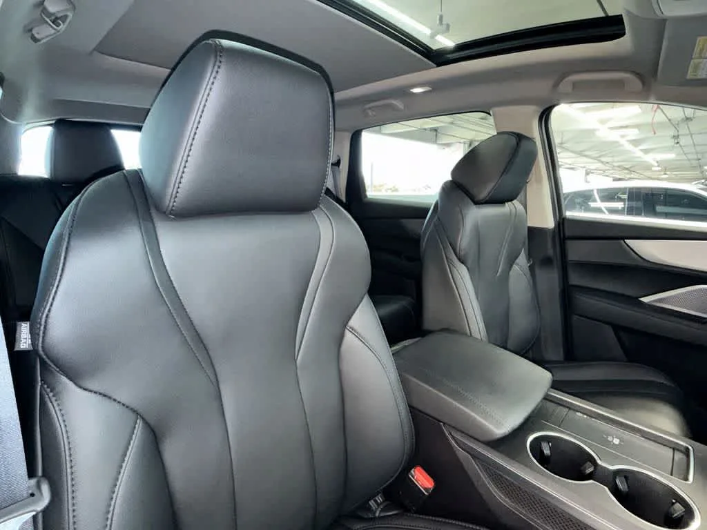 2025 Acura MDX FWD photo 27