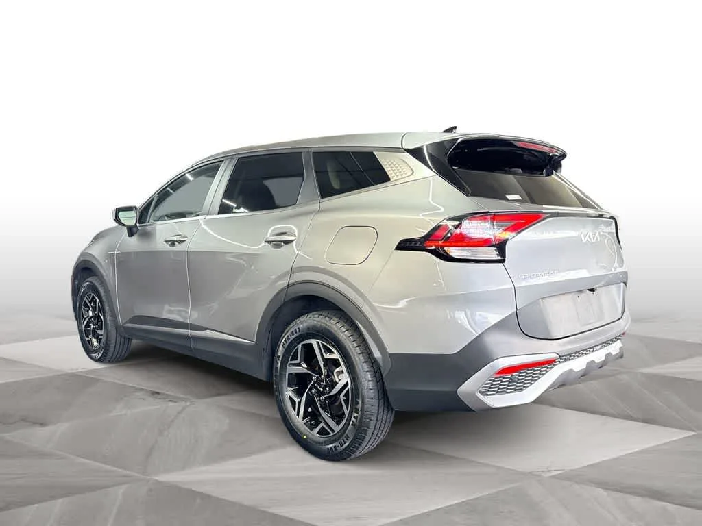 2024 Kia Sportage LX photo 6