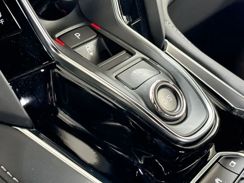 2025 Acura RDX SH-AWD photo 19