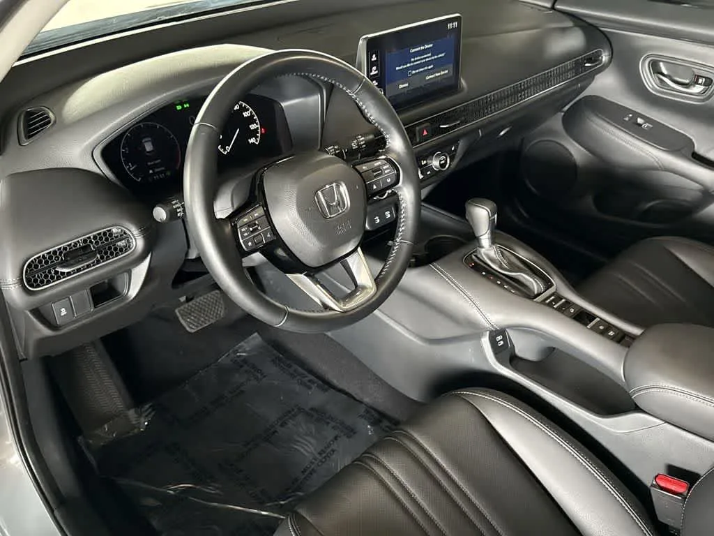 2026 Honda HR-V EX-L photo 13