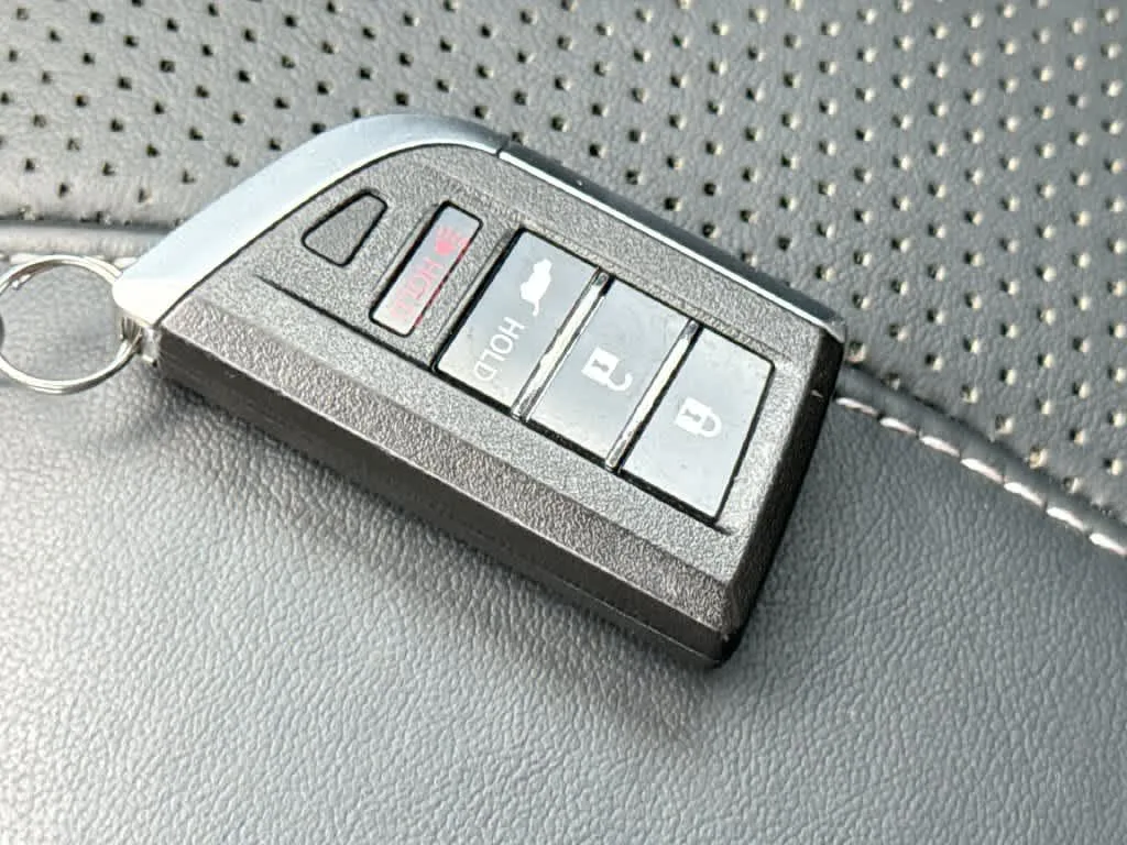 2025 Acura RDX w/Technology Package photo 28