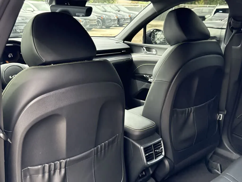2025 Kia K5 GT photo 23