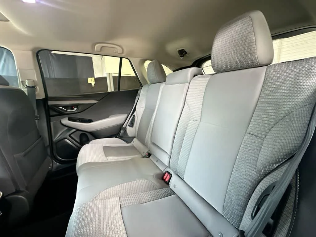 2025 Subaru Outback Premium photo 22