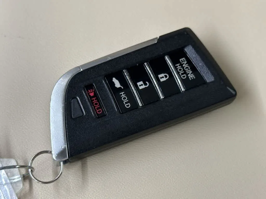 2025 Acura MDX w/Technology Package photo 28