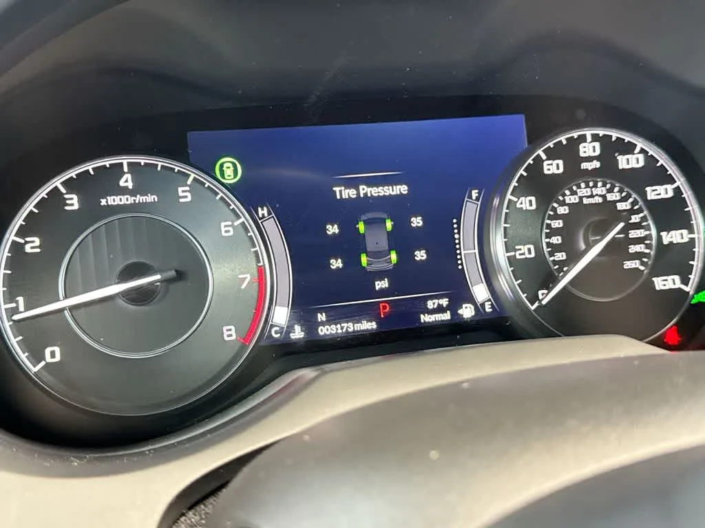 2025 Acura RDX SH-AWD photo 16