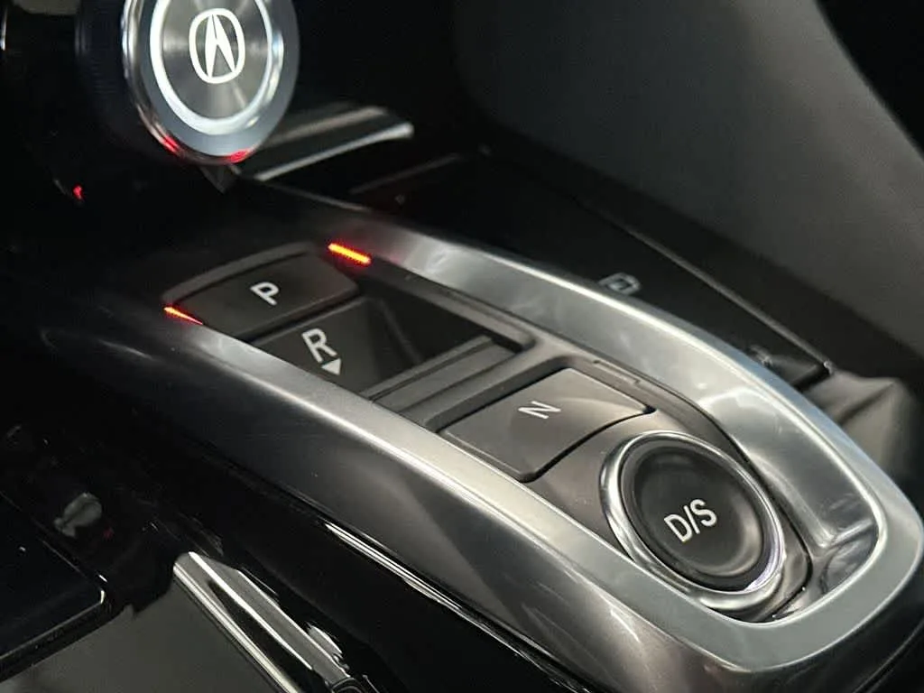 2025 Acura MDX w/Technology Package photo 21