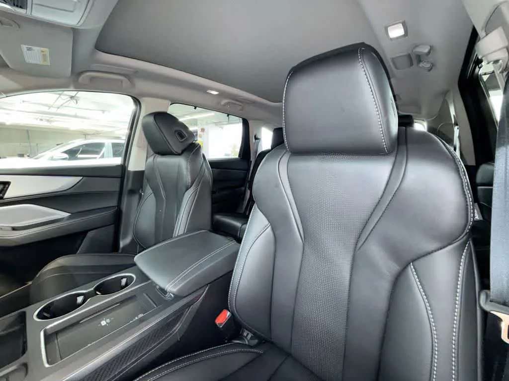 2026 Acura MDX w/Technology Package photo 14