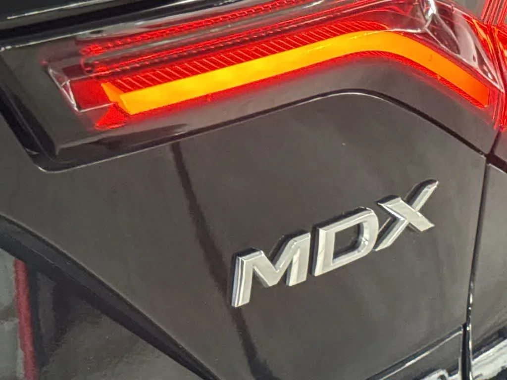 2025 Acura MDX w/A-Spec Package photo 10
