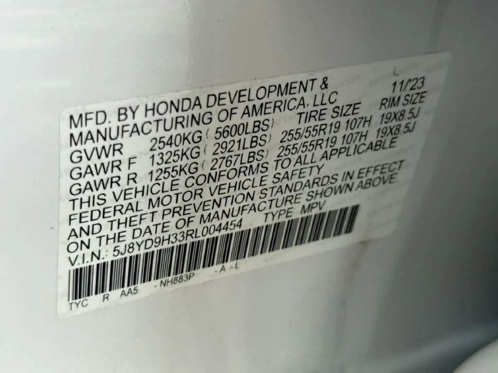 2024 Acura MDX FWD photo 29