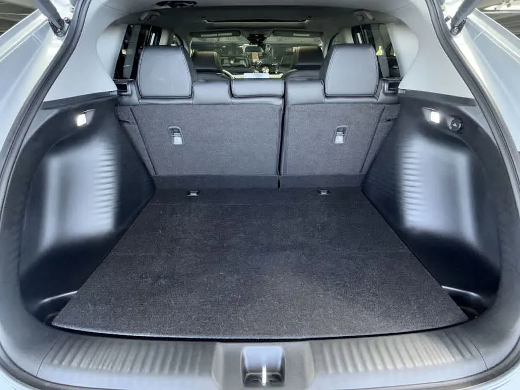 2025 Acura ADX FWD photo 25
