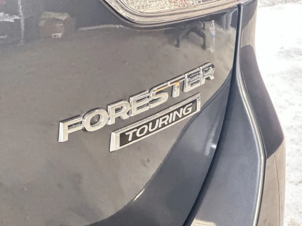 2024 Subaru Forester Touring photo 10