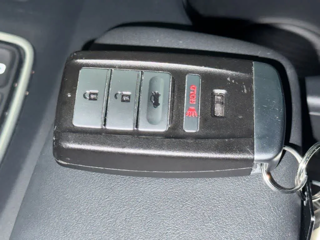 2023 Acura TLX w/Technology Package photo 28