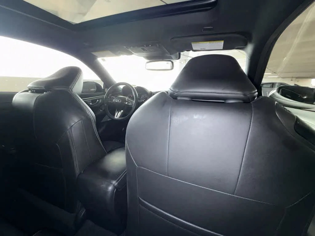 2022 INFINITI Q60 LUXE photo 23