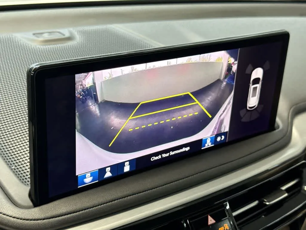 2025 Acura MDX w/Technology Package photo 18
