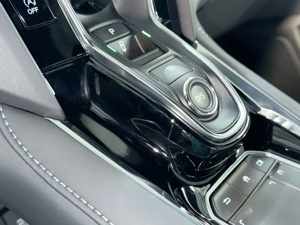 2025 Acura RDX SH-AWD photo 20