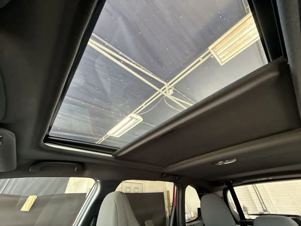 2025 Subaru Forester Premium photo 17