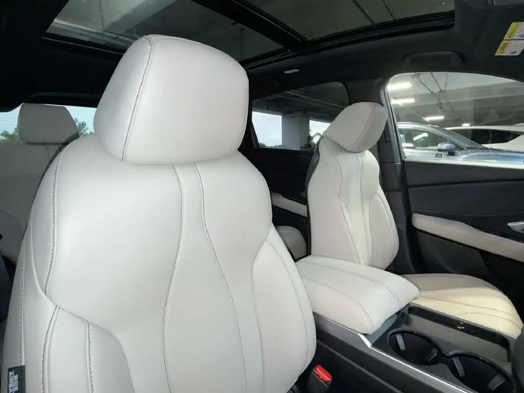 2025 Acura RDX SH-AWD photo 24
