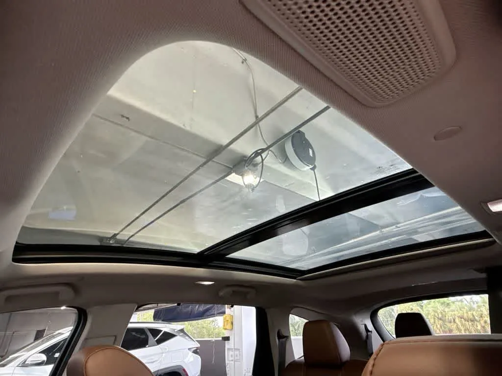 2025 Acura MDX w/Technology Package photo 21