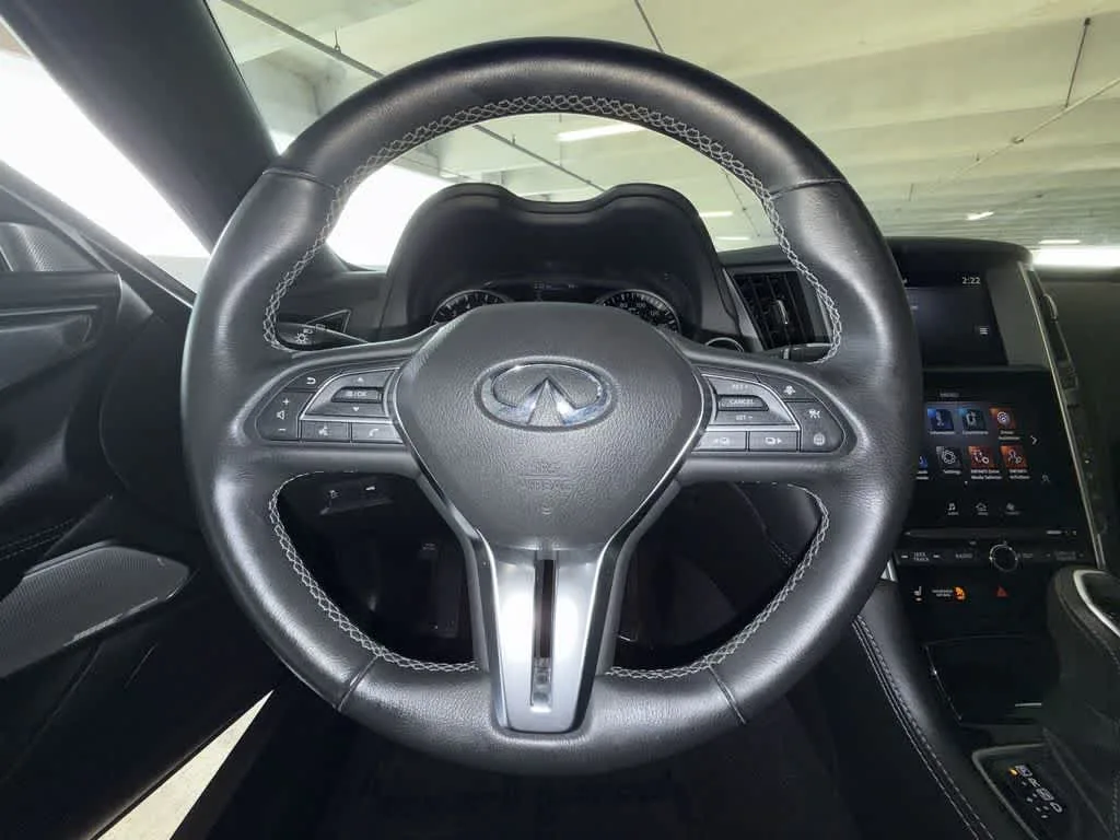 2022 INFINITI Q60 LUXE photo 15