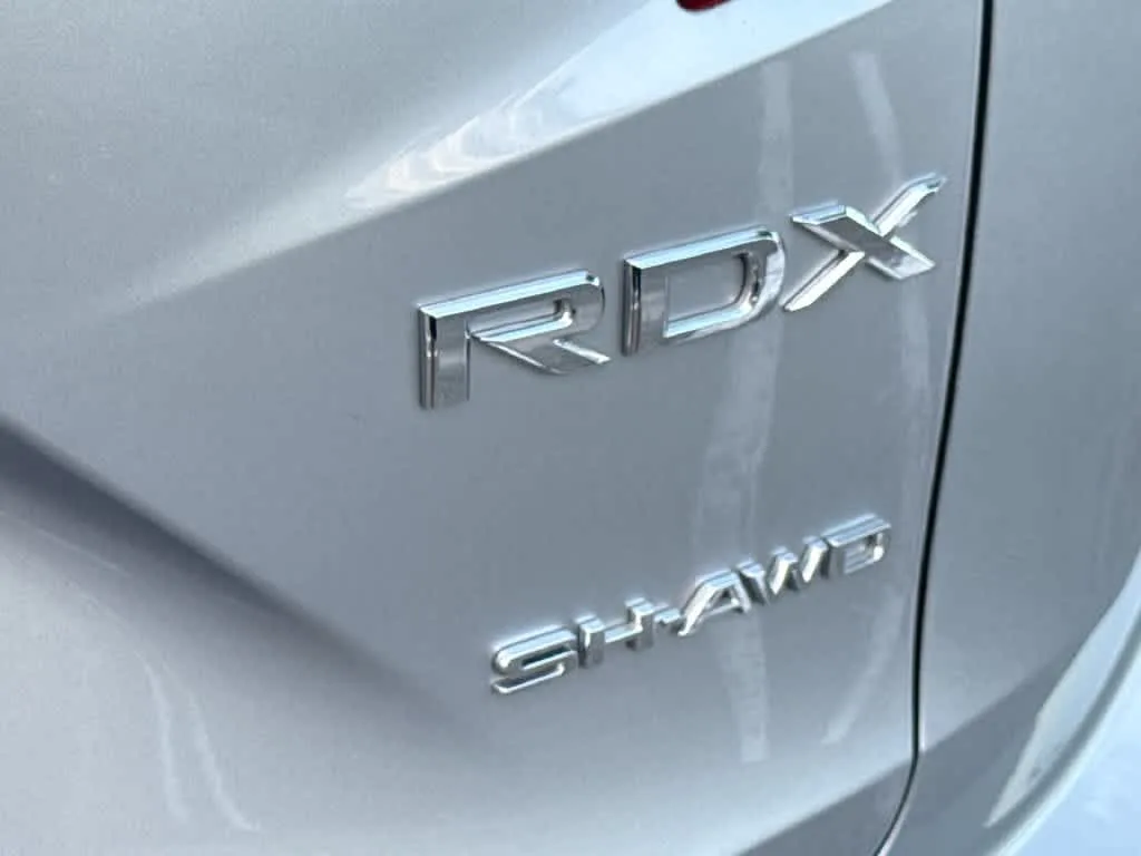 2025 Acura RDX SH-AWD photo 11