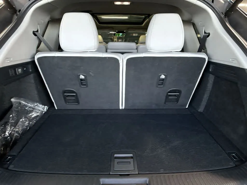 2025 Acura MDX w/Technology Package photo 25