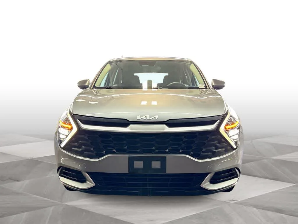 2024 Kia Sportage LX photo 3