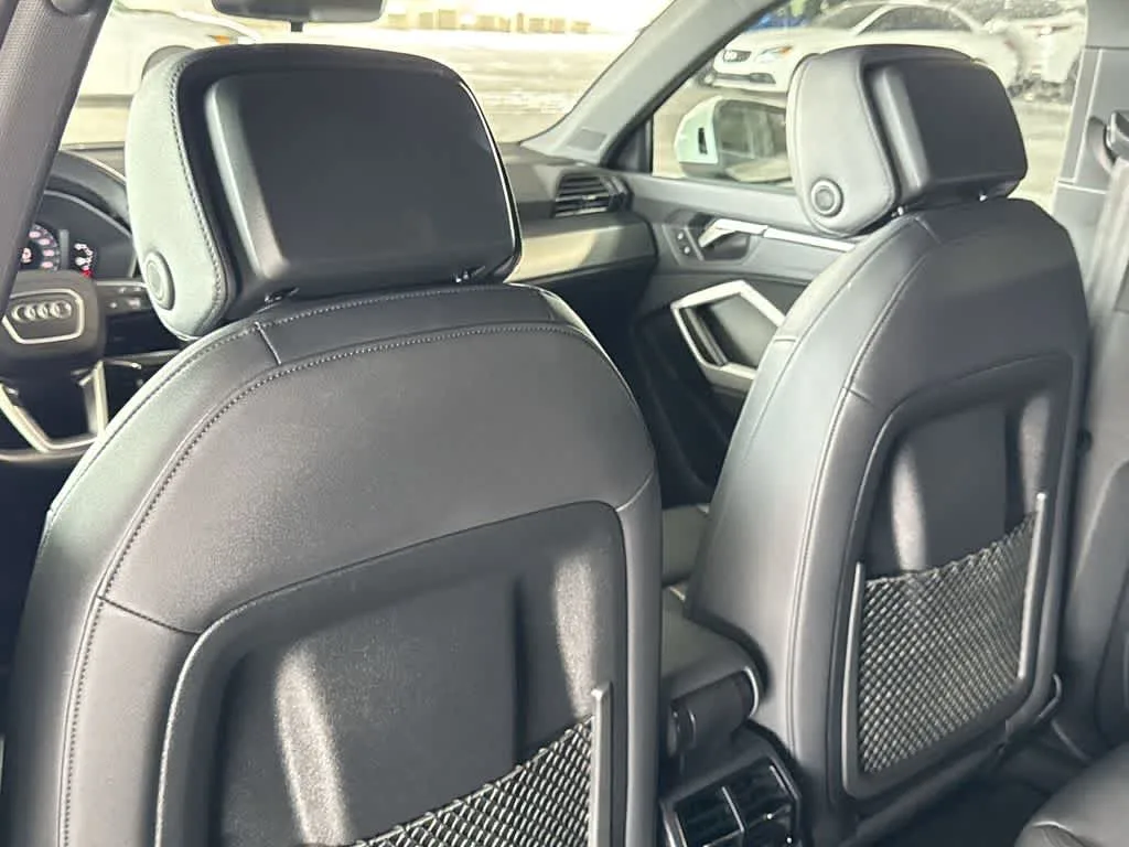 2025 Audi Q3 S line Premium photo 23