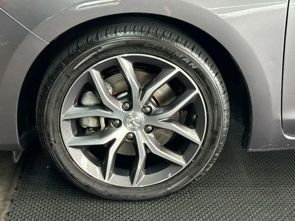2021 Acura ILX w/Premium Package photo 11