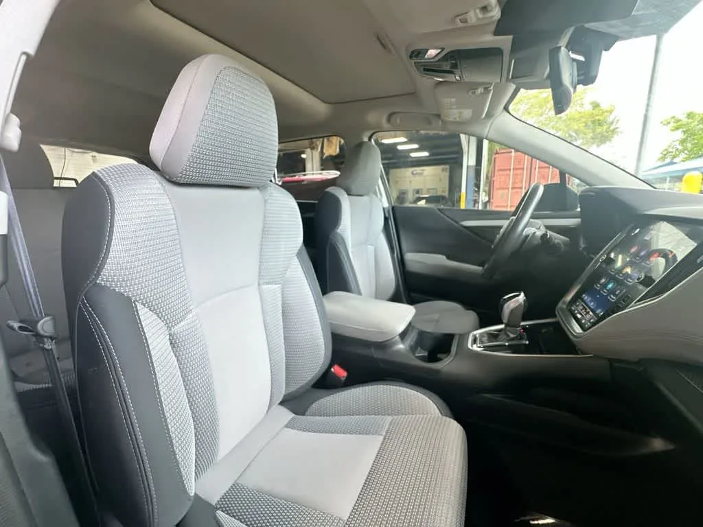2025 Subaru Outback Premium photo 27