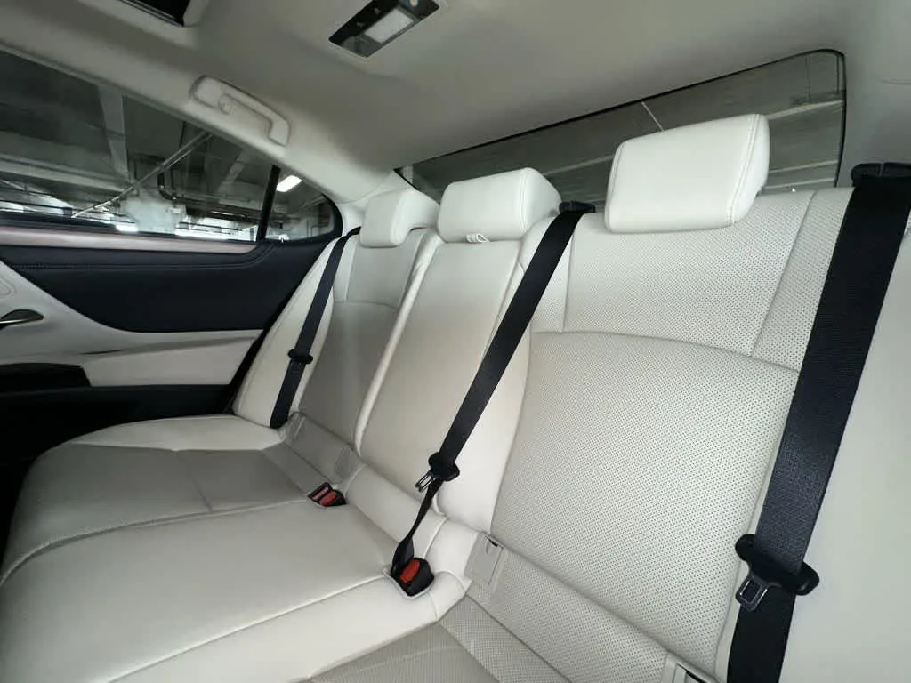 2025 Lexus ES 350 ES 350 photo 22