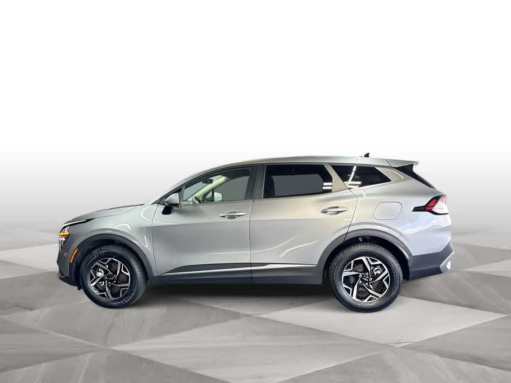2024 Kia Sportage LX photo 5