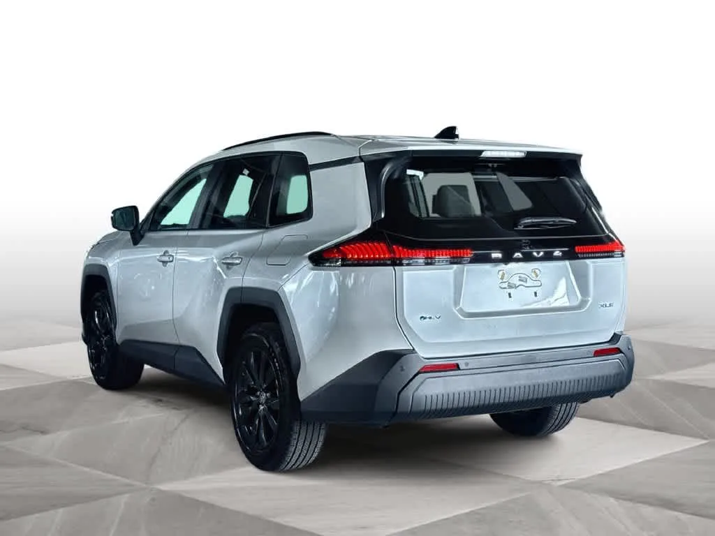 2026 Toyota RAV4 XLE Premium photo 6