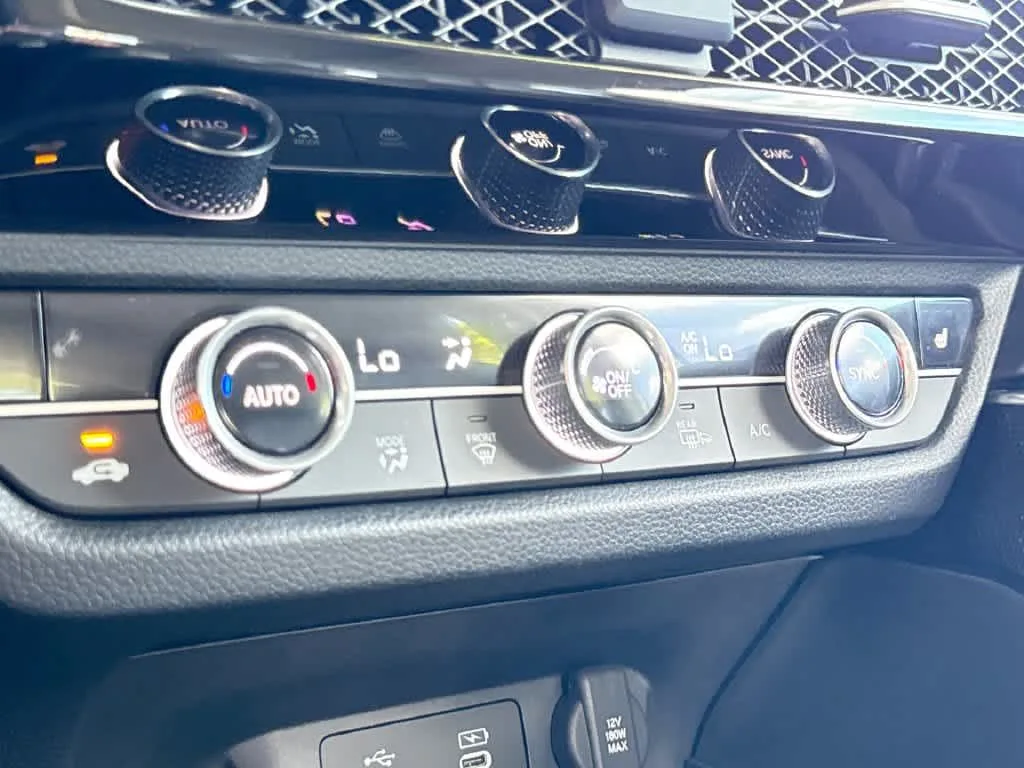 2025 Acura ADX AWD photo 19