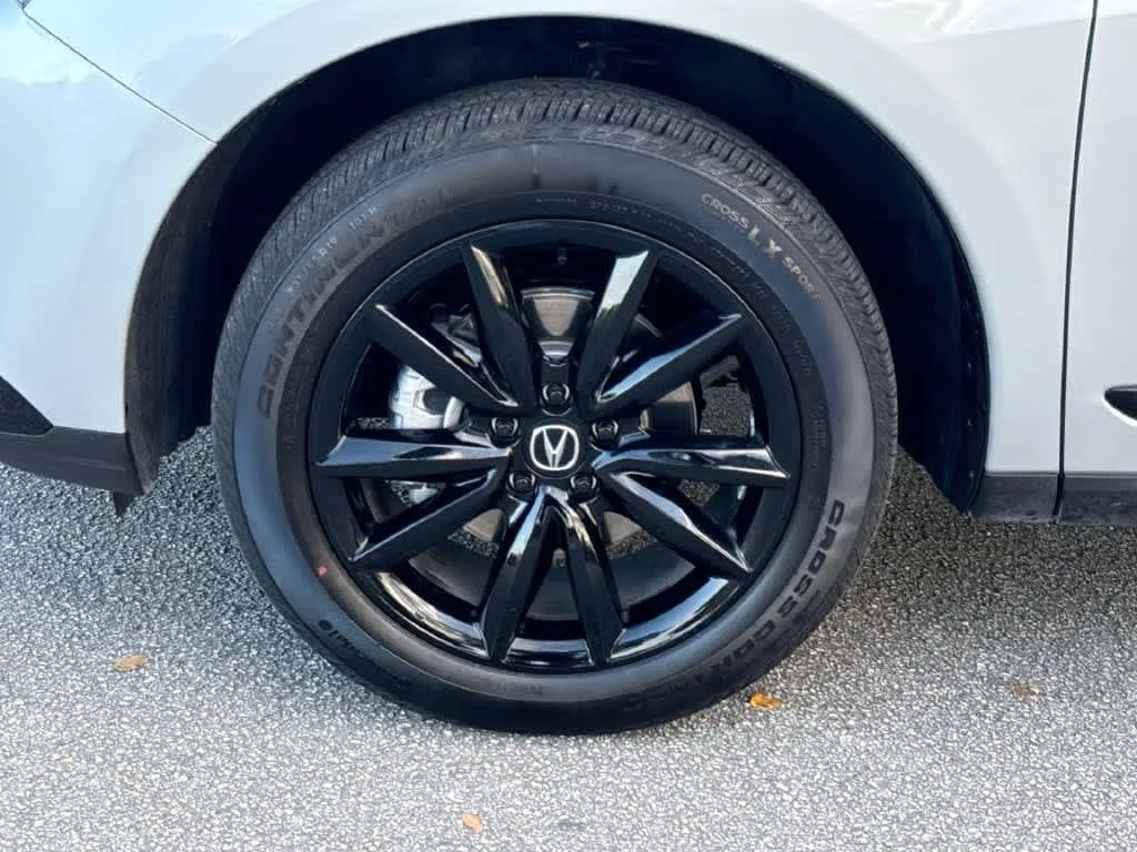 2025 Acura RDX SH-AWD photo 10