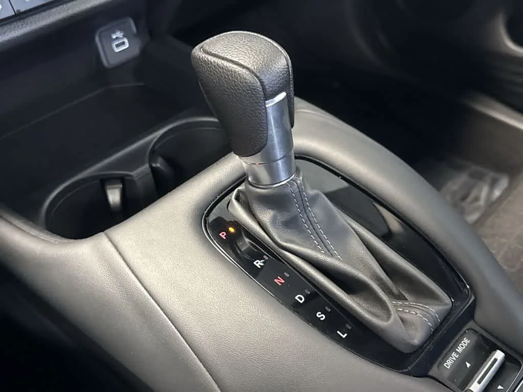 2024 Honda HR-V LX photo 21