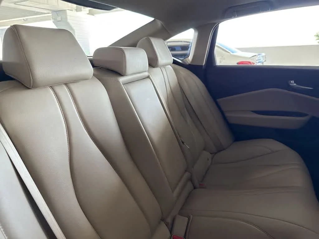2023 Acura TLX FWD photo 26