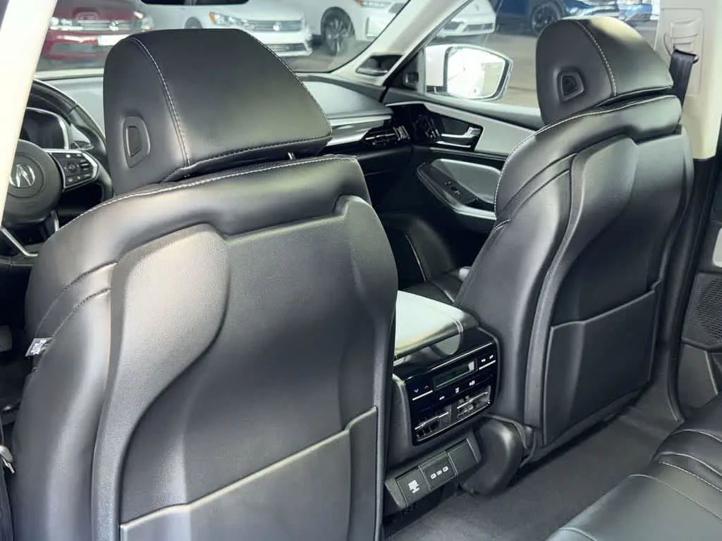 2025 Acura MDX w/Technology Package photo 23
