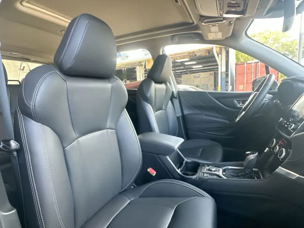 2024 Subaru Forester Touring photo 27