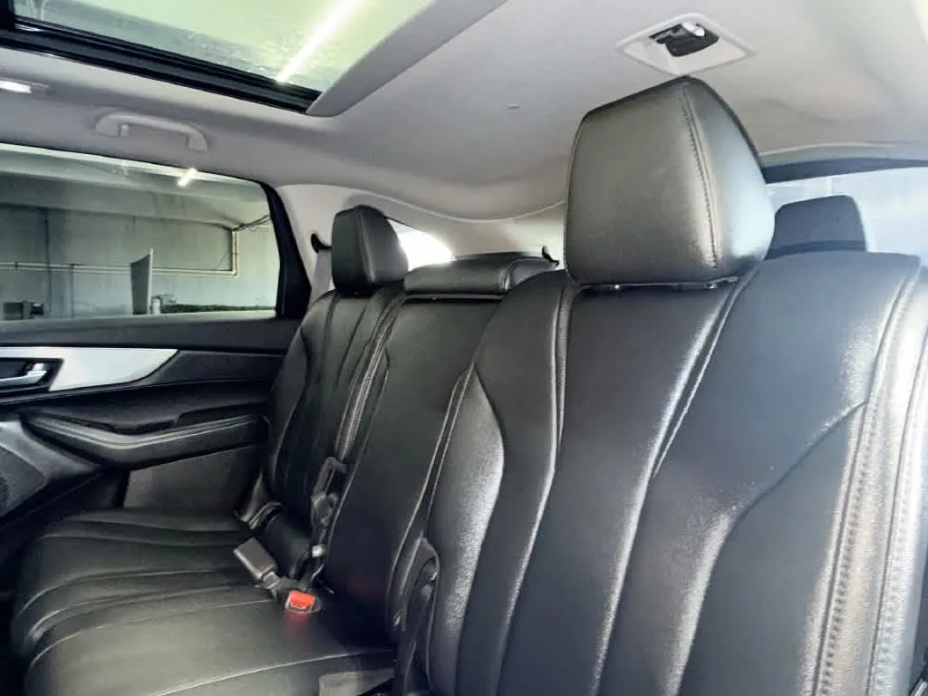 2024 Acura MDX FWD photo 22