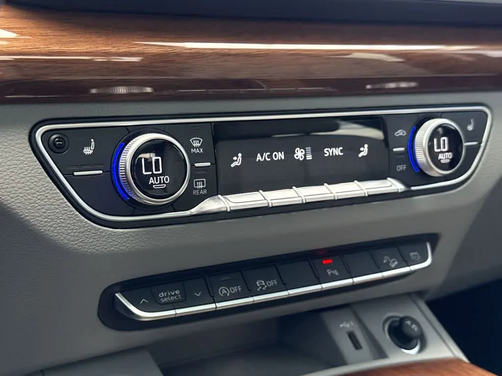 2023 Audi Q5 S line Premium photo 20