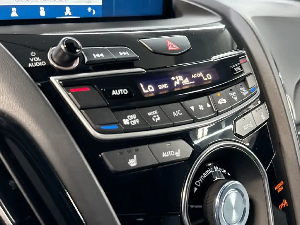 2025 Acura RDX SH-AWD photo 17