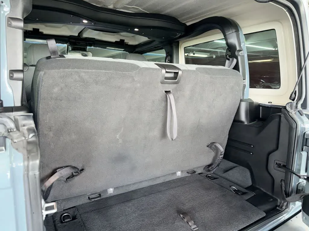 2024 Jeep Wrangler Sport S photo 25
