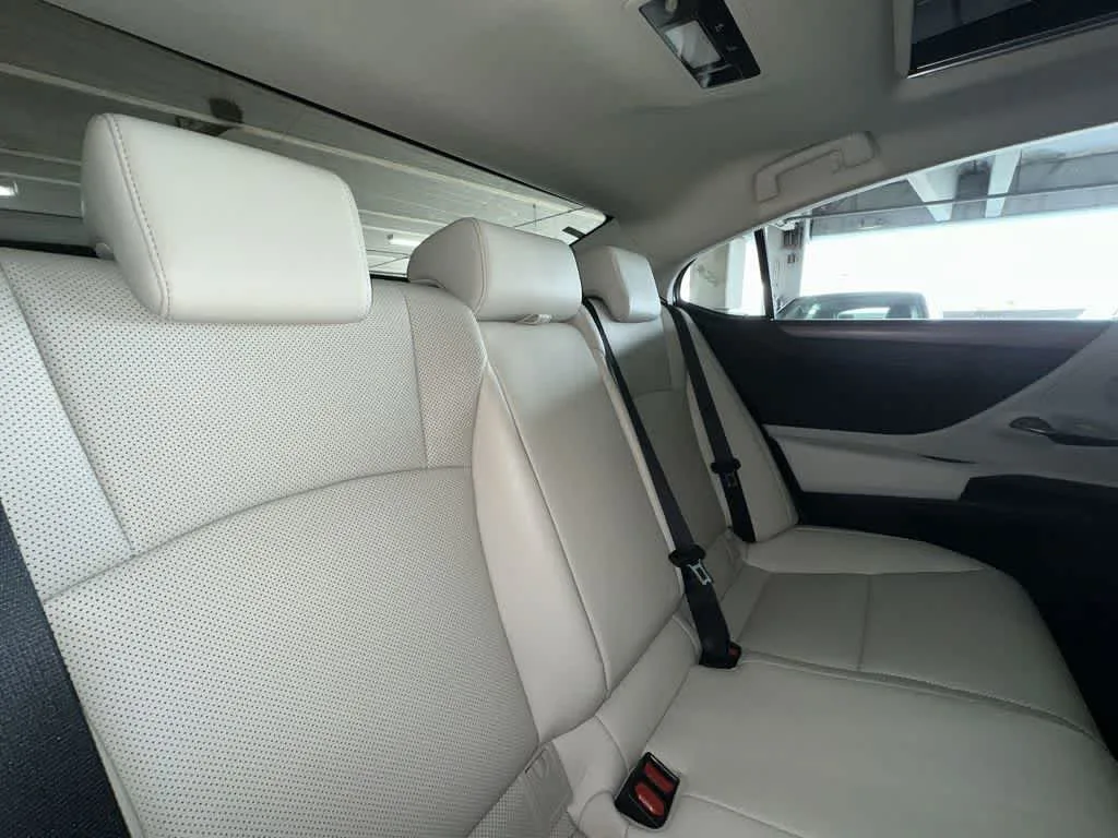 2025 Lexus ES 350 ES 350 photo 26