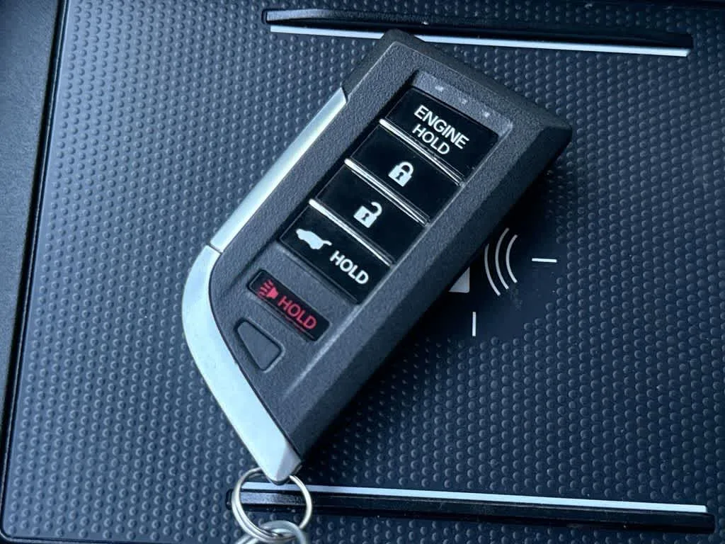 2025 Acura MDX w/Technology Package photo 28