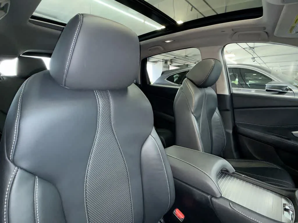 2024 Acura RDX w/Technology Package photo 27
