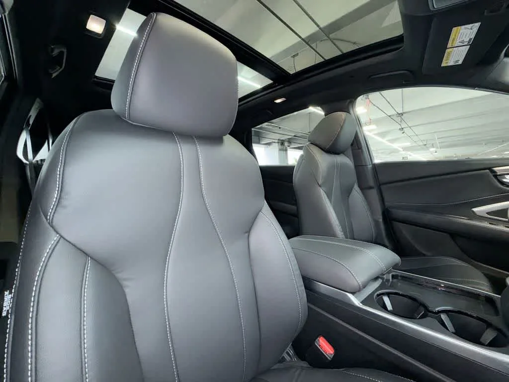 2025 Acura RDX SH-AWD photo 27