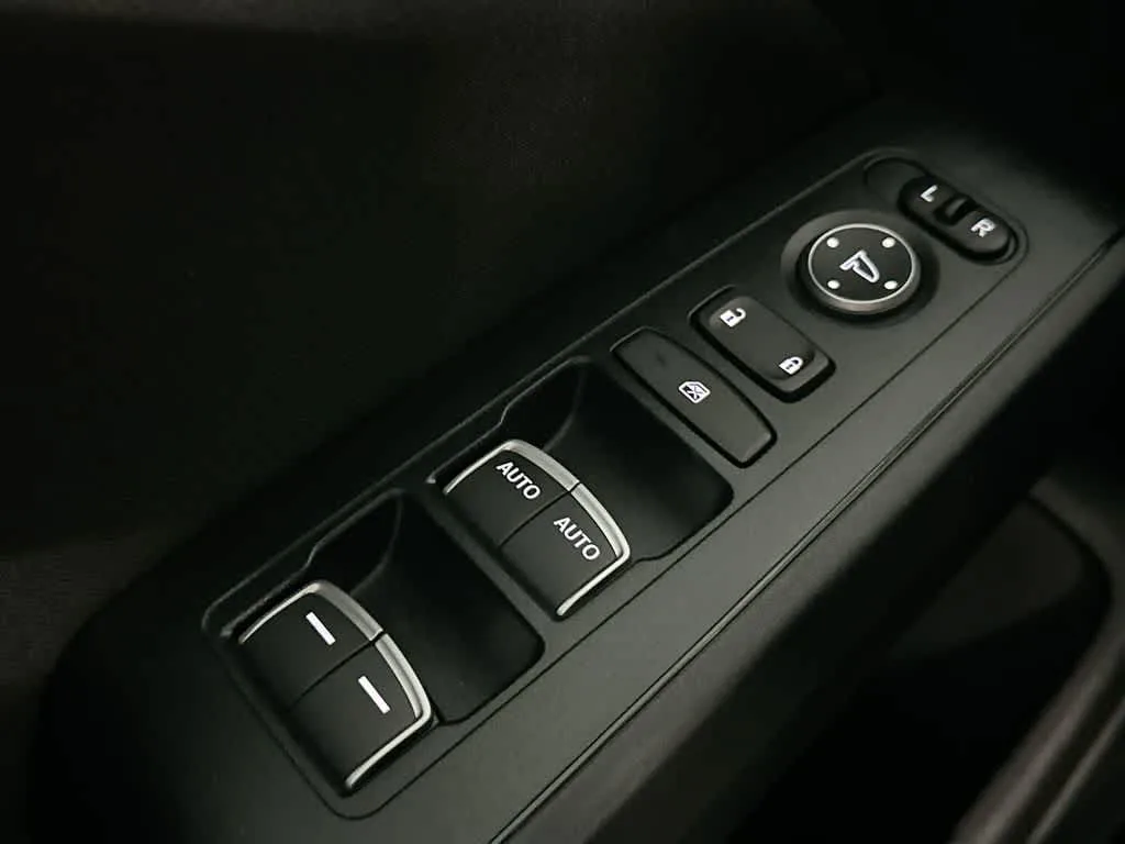 2024 Honda Civic LX photo 17