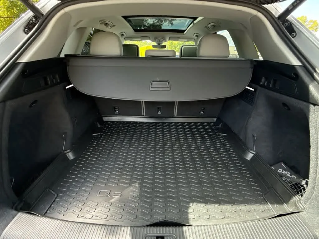 2021 Audi Q5 Premium Plus photo 25