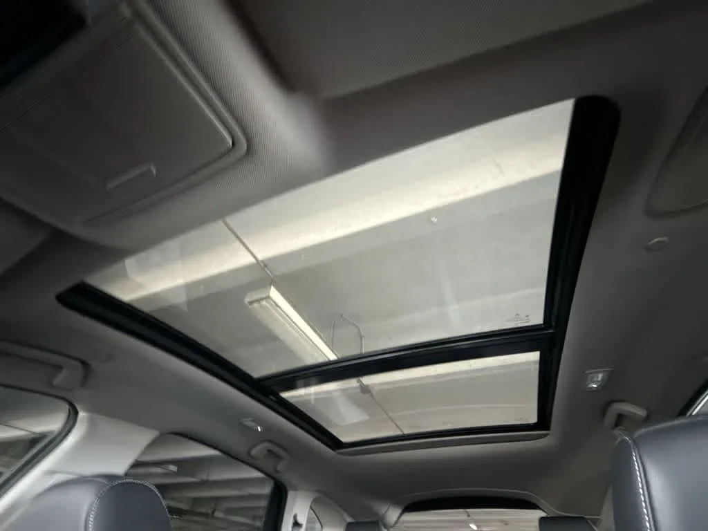 2024 Acura RDX w/Technology Package photo 17